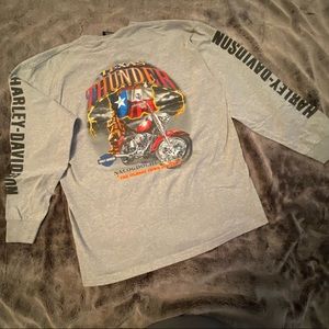 Men’s Harley Davidson long sleeved gray shirt. Texas Thunder Nacogdoches - Large